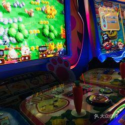 娱乐吃瓜君刷嘉年华,嘉年华狂欢现场，明星幕后趣事大曝光！