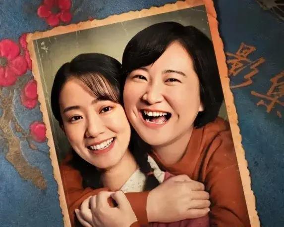 娱乐圈吃瓜爆料恋情,明星甜蜜瞬间曝光